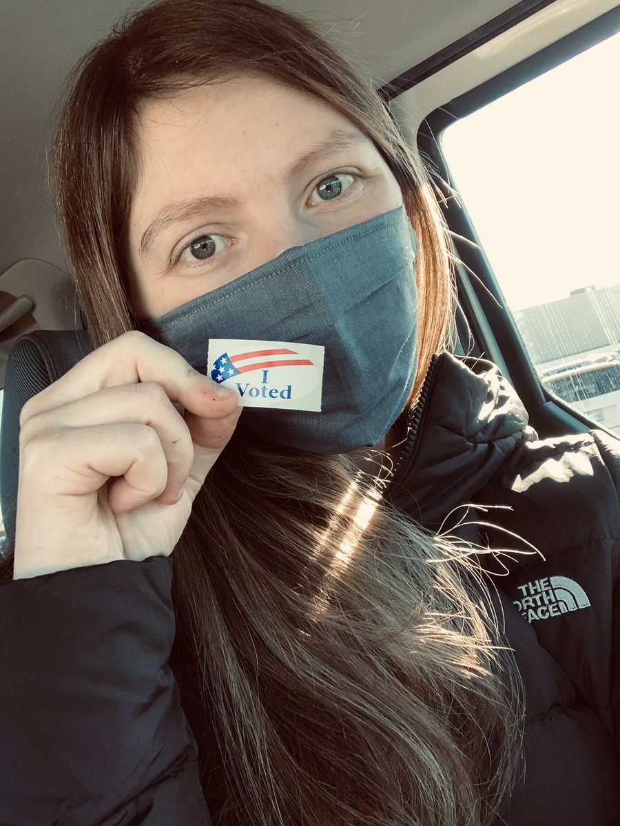 JessGN_'s tweet photo. Thank you @INTERRO @G2Pengu and @BroCanadian for blessing my ears with #SixOnSix while I waited 3 hours to vote!!
Do your part!! VOTE!!! https://t.co/mFJwBImtH0