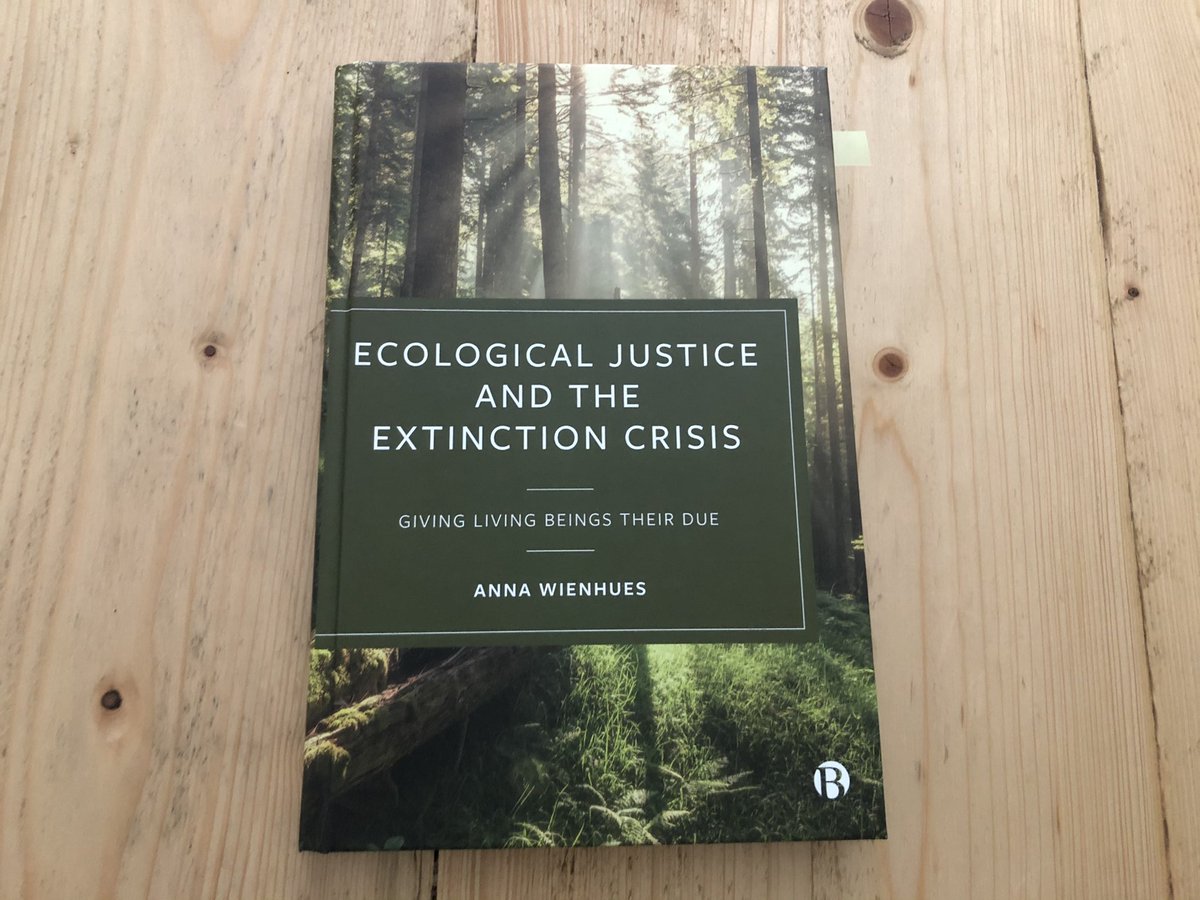 LinneaLuuppala's tweet photo. What a lovely Friday treat was delivered today. This is a book I would wholeheartedly recommend! So important during the time of ecological and biodiversity crisis. #EcologicalJustice #AnnaWienhues https://t.co/cQYmZ8O1gW