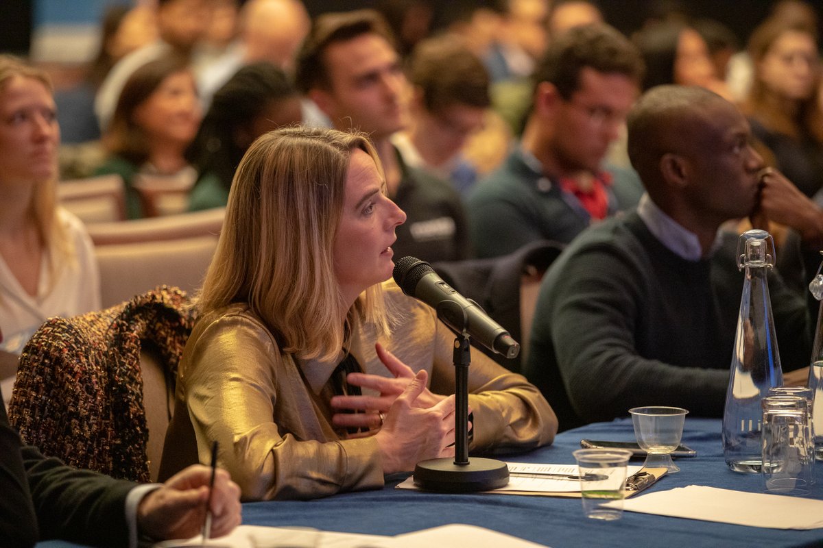 CareersGroup's tweet photo. Just ONE week to register to support your colleagues and pick your winner! The #GradVenture final will be fun, fast-paced and innovative! #GradVenture2020 #Entrepreneurship #Pitching #Competition @sevenhillsviews
https://t.co/O573BiYlgJ https://t.co/rmmBRoczcV