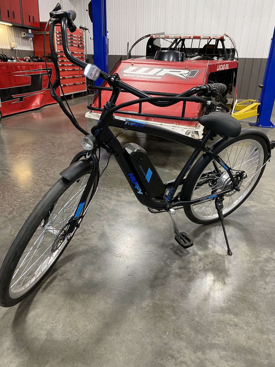 @lohneist20 @ChaseBriscoe5 @HuffyBicycles I have a blast with our new @HuffyBicycles @ChaseBriscoe5 https://t.co/3wwadYWb6H