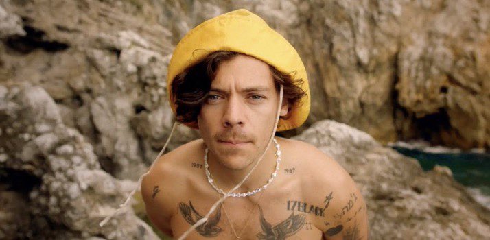 🇮🇪 Irish Official Charts:

Top Singles:
#30. “Golden” (NEW)

#33. “Watermelon Sugar” (-4)
• Weeks: 35 | Peak: #2 

Top Albums: 
#5. “Fine Line” (+1) 
• Weeks: 46 | Peak: #1 

#38. “Harry Styles” (+3) 
• Weeks: 44 | Peak: #1