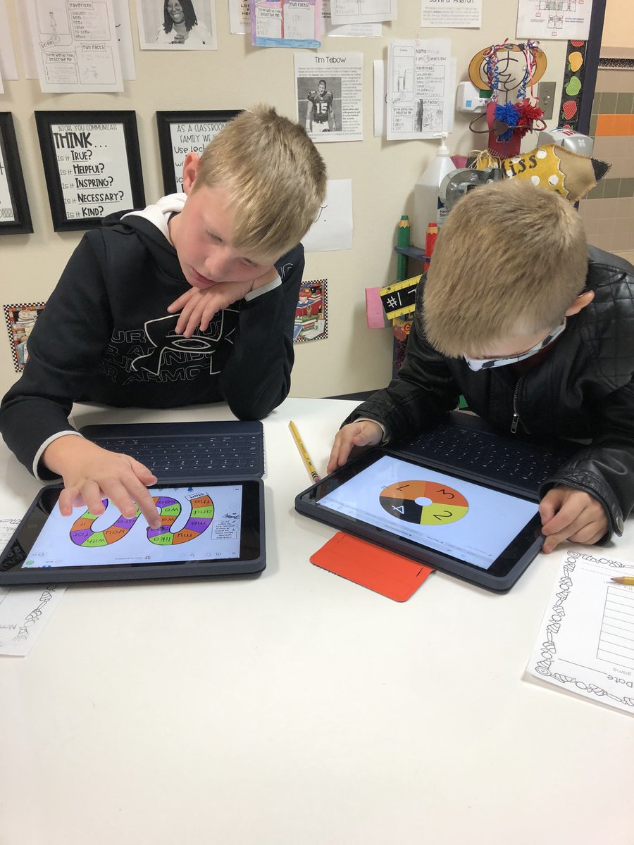 SlaytonLaura's tweet photo. Halloween Sight Word Game with 4th Grade!! https://t.co/xZz74viTLR