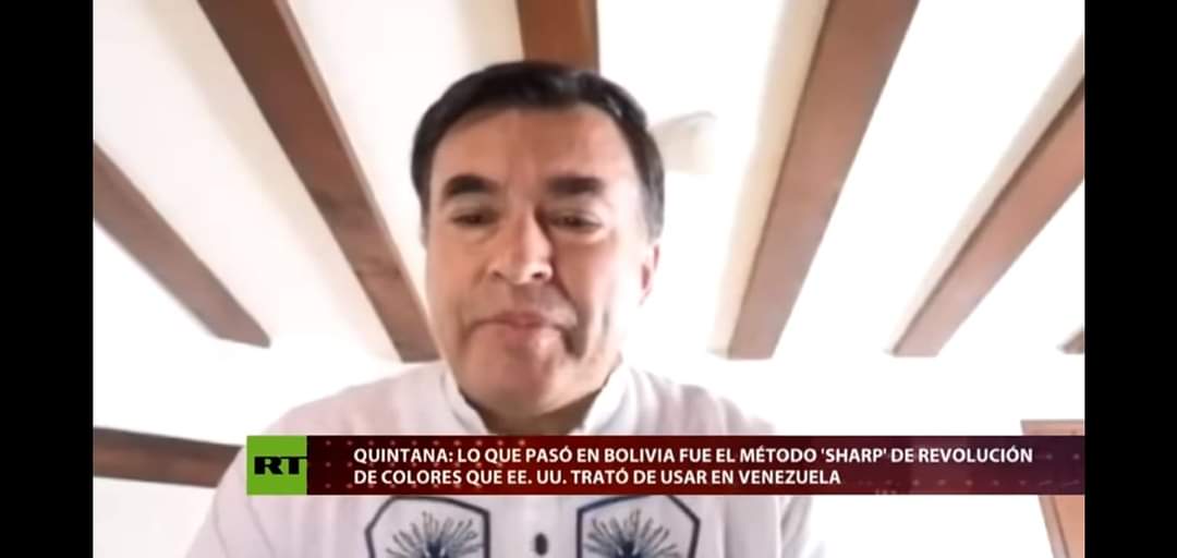 PLineabo's tweet photo. *ENTREVISTA A Juan Ramón Quintana | Después de varios meses de asedio a la embajada de #México, *día y noche con la amenaza de que entrarán a matarlos, la corresponsal de RT, Eva Golinger, entrevista a #JRQuintana*. #Bolivia #EleccionesBolivia2020
https://t.co/bWp1QGAq6m https://t.co/r0eBMYBTK2