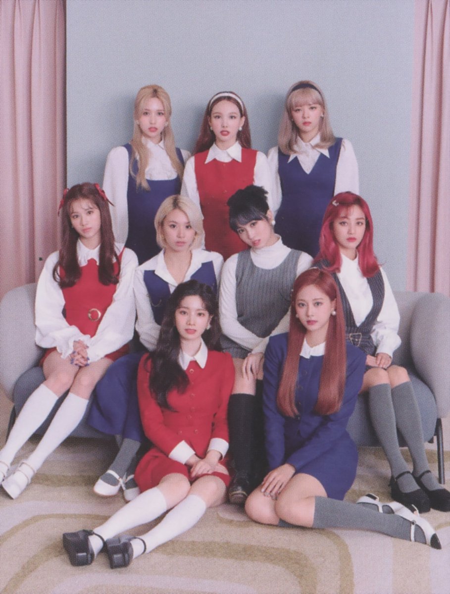 SCAN] TWICE 2nd full album Eyes wide open Photobook (ver. Retro