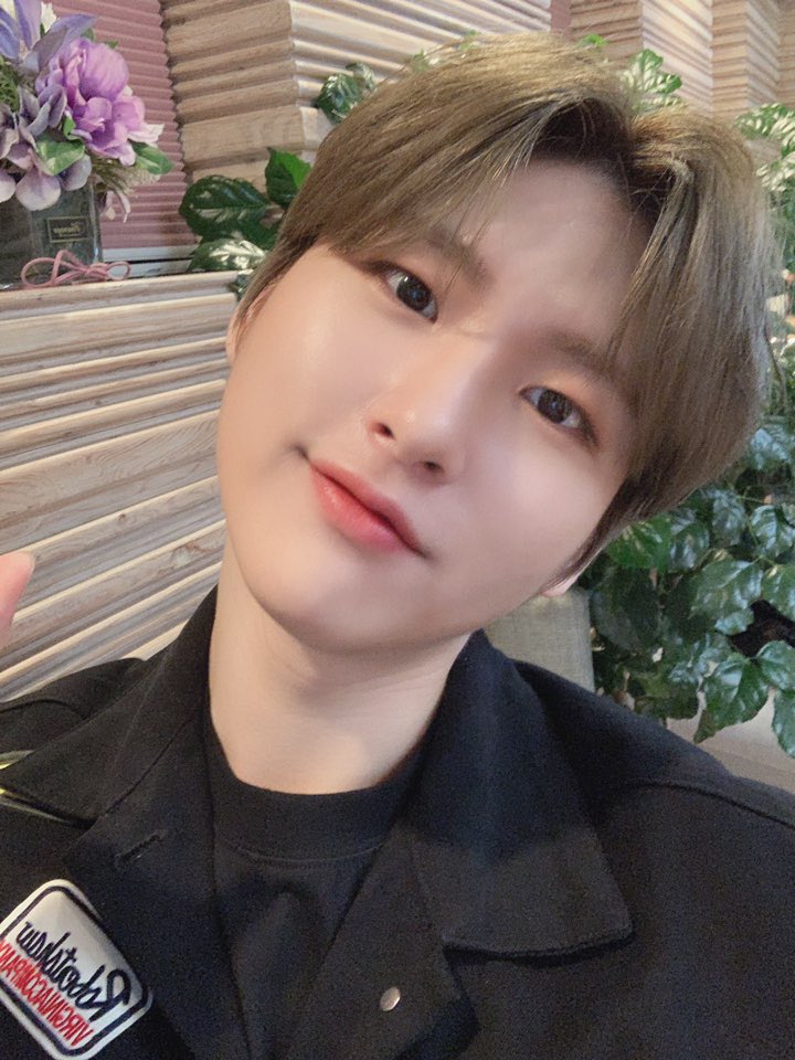 200일 축하 너무 고마워요 러비티 ❤️

#크래비티 #러비티 #영원히 #함께해 #우빈