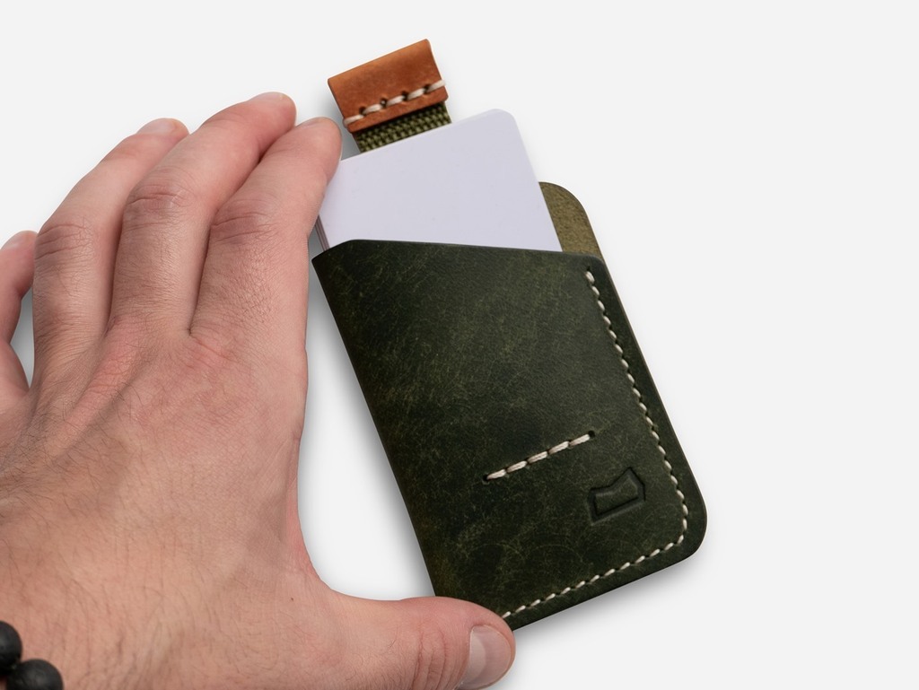 caveleatherco's tweet photo. MPG Pine Graffiti with Aztec accent is my new favorite combo evarrr! https://t.co/M8EMbIKN6q https://t.co/OfiNGX9jIB