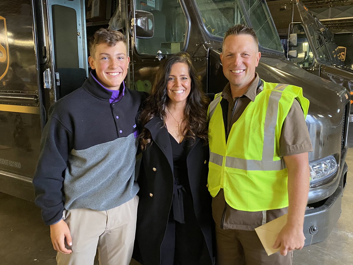 What a great morning at Quad Ave! Celebrating the retirement for 2 of our favorite drivers! Congratulations Matt Edwards, retiring with 27 years &amp; John Speed retiring with 25 years! Wishing you both a happy healthy future! 💕 #UPSers #QuadSquad #UPSFamily #Delivery #NoMoreBrowns