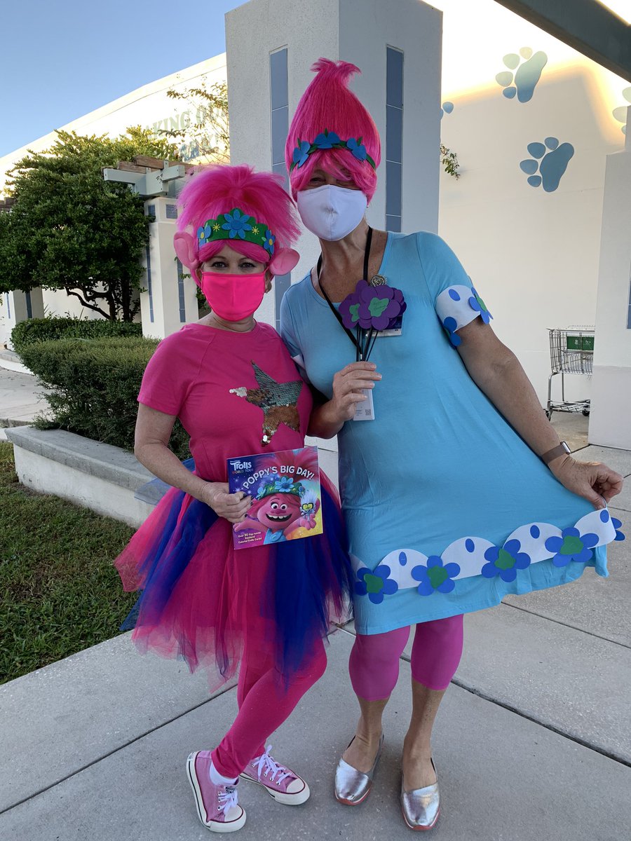 Trolls Just Wanna Have Fun!  Fall Into Books Parade today at Clark!  <a href="/ClarkElemTampa/">H. Clark Elementary</a> <a href="/hubofschool/">HCPS Library Media</a> <a href="/HcpsTeach/">HCPSTeach</a>