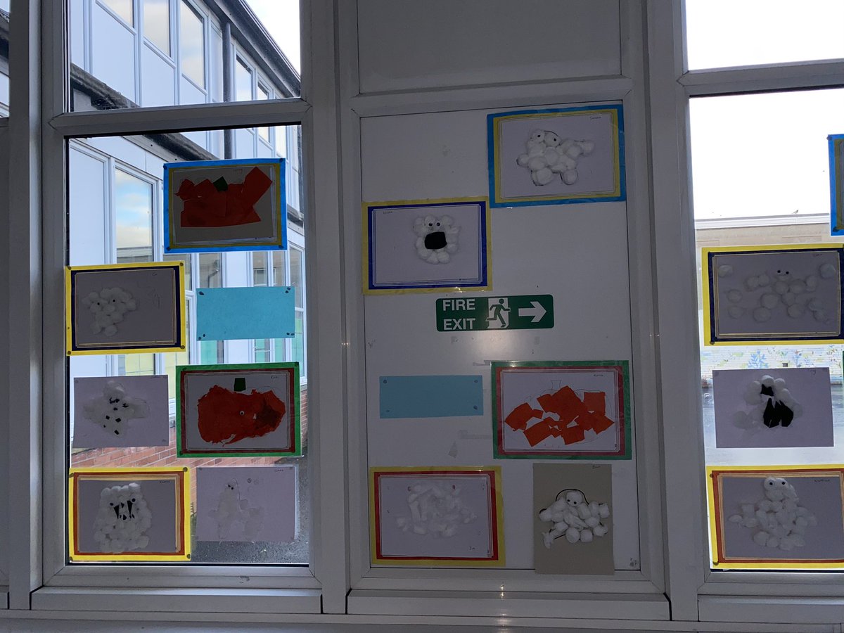 learnwithmisssm's tweet photo. Primary 2 learned all about the technique called collage today and why artists might use a collage. We then created our own collages to bring our super spooky work to life 🎃 proud teacher moment &amp; best way to end week 1 🌟 https://t.co/gfXHEwpCEW