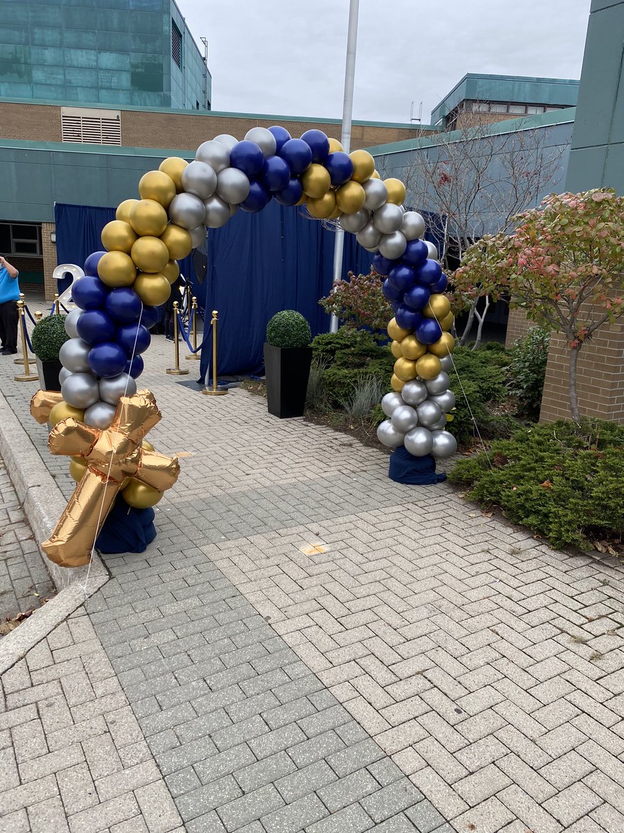 AllenBirdsNest's tweet photo. We are ready to celebrate our 2020 Grads today!  All the best and make us proud! Many blessings always 🙏 #BAcardinals https://t.co/vrGx6IQHT9