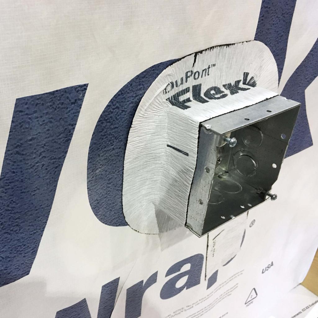 Designed to withstand extreme temperatures and up to 270 days of UV exposure, DuPont™ FlexWrap™ EZ is ideal for use in both residential and commercial applications. Choose durability with FlexWrap™ EZ: bit.ly/30deEua