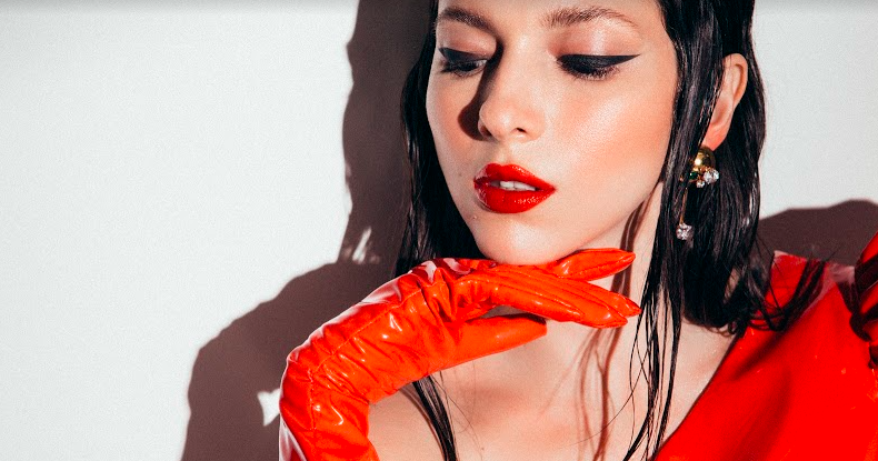 De sonidos y tradiciones, México de mis amores…♥️

Así suena "#LaMexicana", el nuevo álbum de <a href="/PatyCantu/">P A T Y * C A N T Ú</a> 🇲🇽. spoti.fi/34FynVp