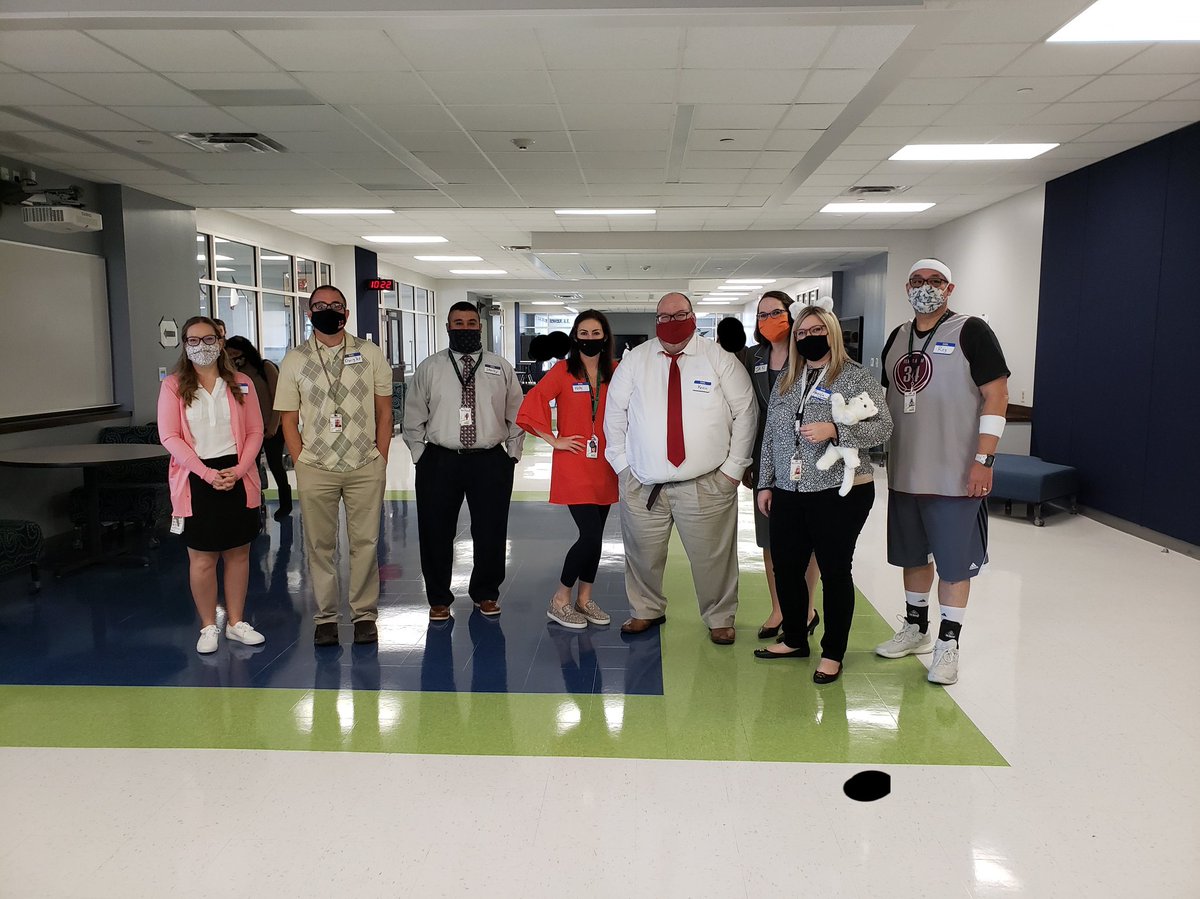 Megan Warren tweet media