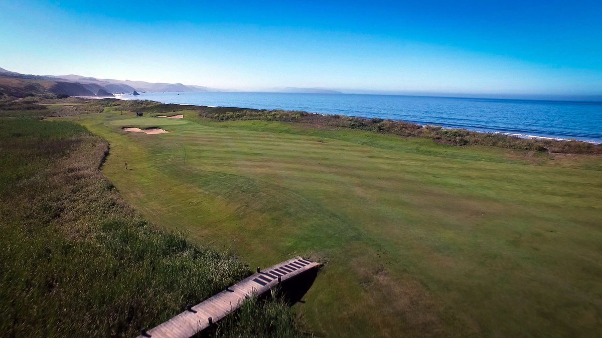 BodegaGolf's tweet photo. Get on the course this weekend. Pick a day, pick a time and tee it up.

⛳Book your round here: https://t.co/6yBGwVmyEH⛳ https://t.co/66D4RJeMNh
