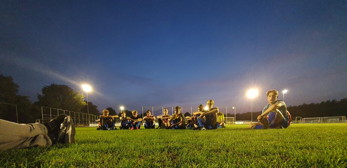 Vervolg onderlinge toernooien - vvvroomshoopseboys.nl/club-nieuws/ve…