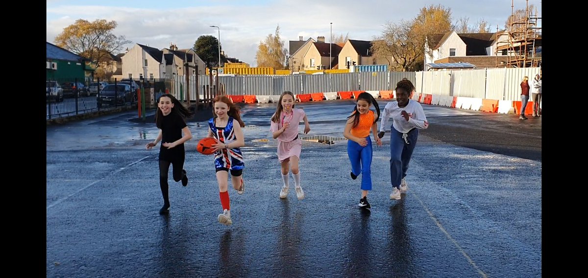 StMargaretsJoh1's tweet photo. P7 Spice Girls playing rugby? Can only happen on #ActiveGirls day!#RLActiveGirls @sportscotland @RLSportServices #SheCanSheWill https://t.co/1iPcD3Im1v