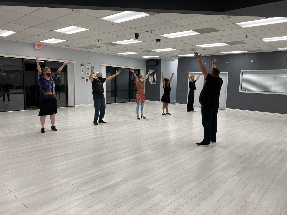 FADSMoonValley's tweet photo. Fabulous Coaching Day!!! 💃🥰 Thank you Eduard Apolonov for a wonderful day! #coaching #dance #fadsmoonvalley #knowledge https://t.co/KZXhAjfrlR