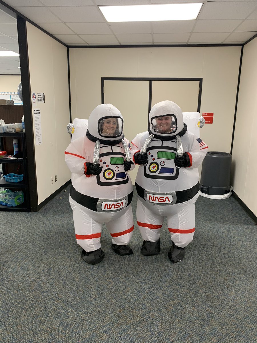 Lauren Bowie tweet media