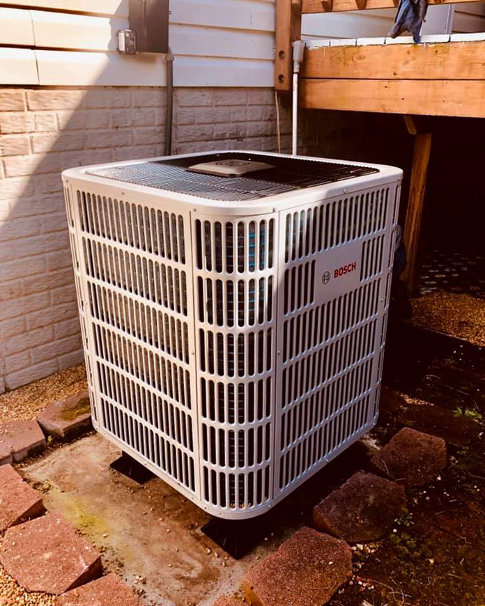 BoschHC_US's tweet photo. Quality. Quiet. Efficient. What words come to mind when you think of our air-to-air heat pumps?
Our #ABCoftheWeek is Ideal Air LLC with this IDS2.0 heat pump installation... Located in none other than Mechanicsville, MD. Have a great weekend everyone! 🔧🍁 https://t.co/ojpvcCb9Wr
