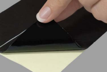 Momentive's tweet photo. Easy liner removal thanks to a silicone #releasecoating is essential when dealing with aggressive, high tack #adhesives used in building & construction, self-adhesive noise insulation, automotive damping, bitumen rolled roofing & roof shingle applications. https://t.co/tR4raKxaWE https://t.co/hnGaimXdH0