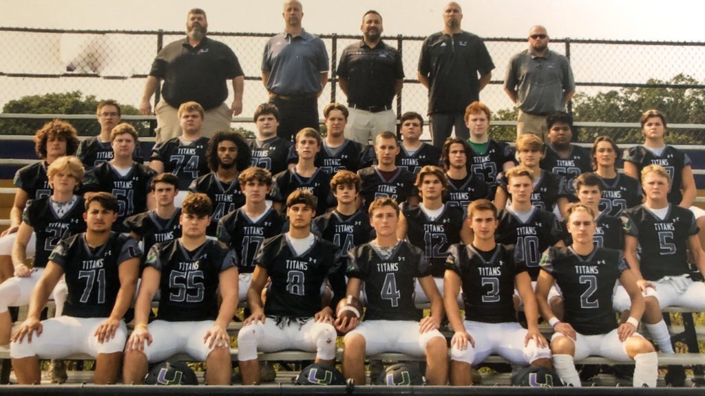 UnitedFootball_'s tweet image. PLAYOFFS!!  LET’S GO!!!! vs Benton Harbor.