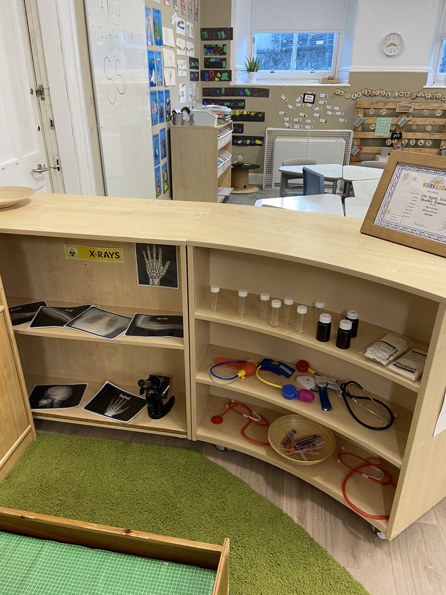 stockbridge_ps's tweet photo. All ready for our P1 medical team on Monday 👩🏼‍⚕️ 👨‍⚕️ #infantdepartment #peoplewhohelpus #childledlearning https://t.co/BdsibIdCuv