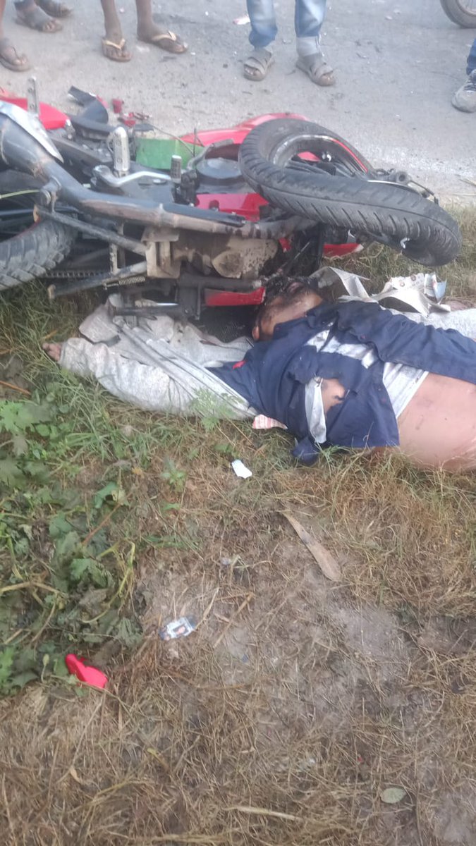 pradeephbtik's tweet photo. Can we get justice ?????
@moradabadpolice @digmoradabad @Uppolice @dgpup @DMMoradabad @jansunwai_up @myogiadityanath @PMOIndia @narendramodi @aajtak @republic @ABPNews @SanjayAzadSln @ANINewsUP @Mayawati @yadavakhilesh 
My family are hopeless. Please get us justice 🙏🙏🙏🙏🙏 https://t.co/jY4WS5Dmux