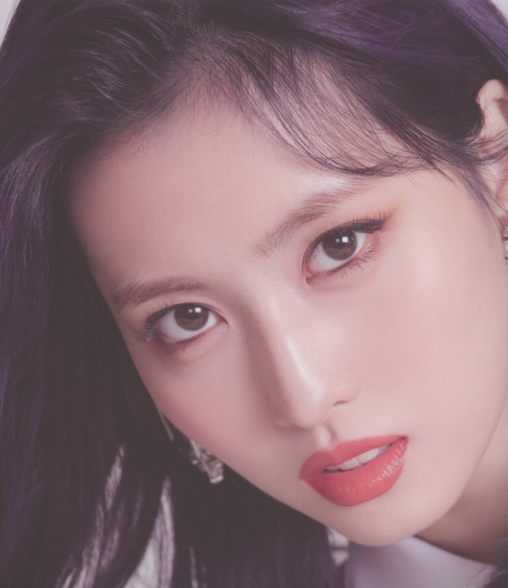 SCAN] TWICE 2nd full album Eyes wide open Photobook (ver. Style