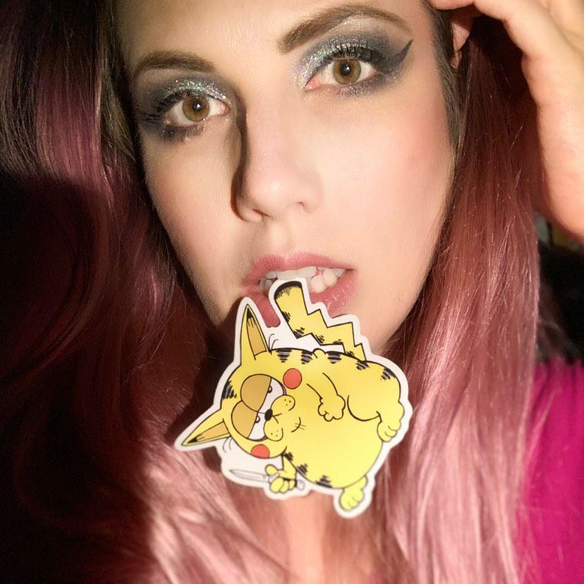 obeykube's tweet photo. Every https://t.co/V50M4gyUb3 order ships with a surprise! What surprise will you get?
β’
Model: @AnjaKeister
β’
#oneradtee #pokemon #pokemongo #anjakeister #Garfichu #garfieldmemes #imsorryjon #kylekubik #stickers #obeykube #retrogaming #retrogamer #videogamefanart https://t.co/mcxsT6VPK0