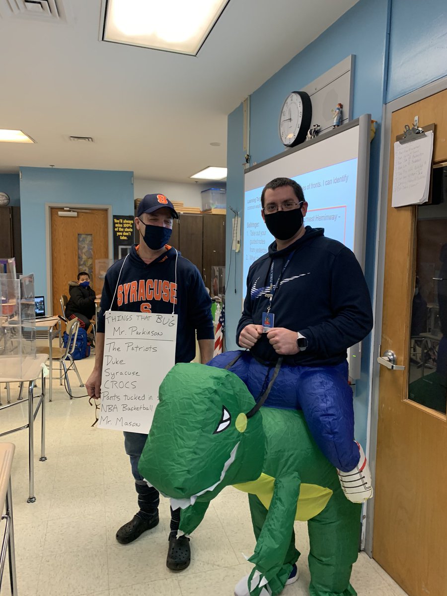 Ms. Wallace tweet media