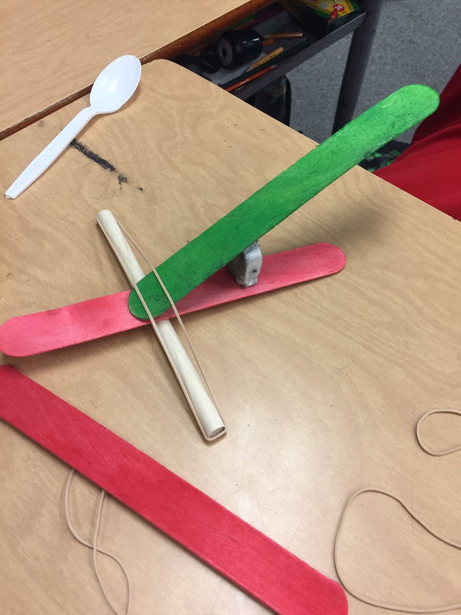 mrsreiken's tweet photo. We had a blast building pumpkin catapults! #stem #halloweenlearning @NBridlewoodPS @tdsb https://t.co/yIYzYUMsGE