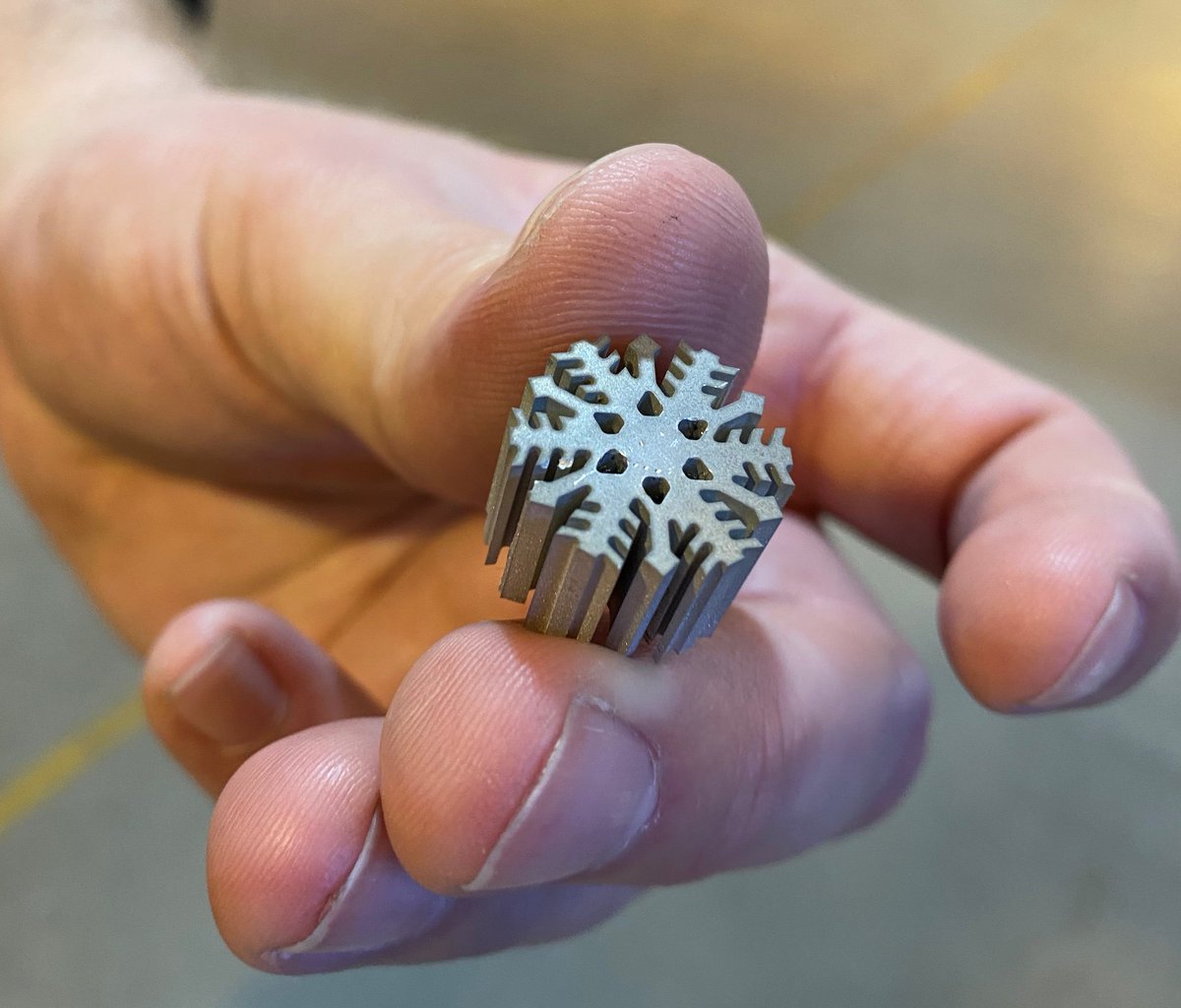 WaterJetSweden's tweet photo. Every machine shop should have a NCM 10 Micro… check out our video of the one &amp; only NCM 10 Micro in action! Successful test cut of a complex snowflake design shaped in 12mm thick aluminium with a 0.4 mm water beam. Wow! 
https://t.co/T18oeDg3QG https://t.co/BvoGjLLsPO