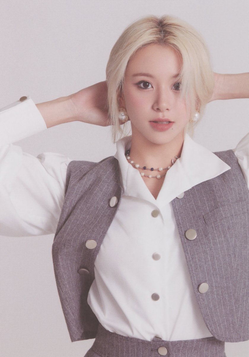 TWICE チェヨン uglydoll 2個セット TWICE チェヨン uglydoll 2個