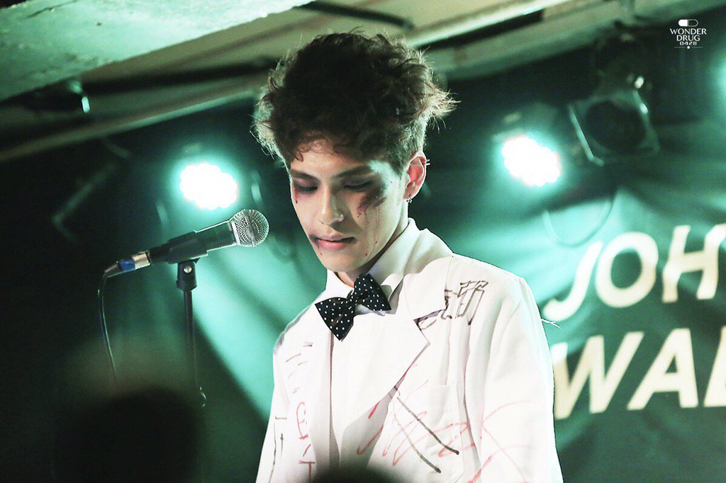 e_kwp94's tweet photo. 151031
© bluade, woder drugs, unknown
#데이식스 #DAY6 #김원필 #원필 #WONPIL https://t.co/bNrNQYzieD