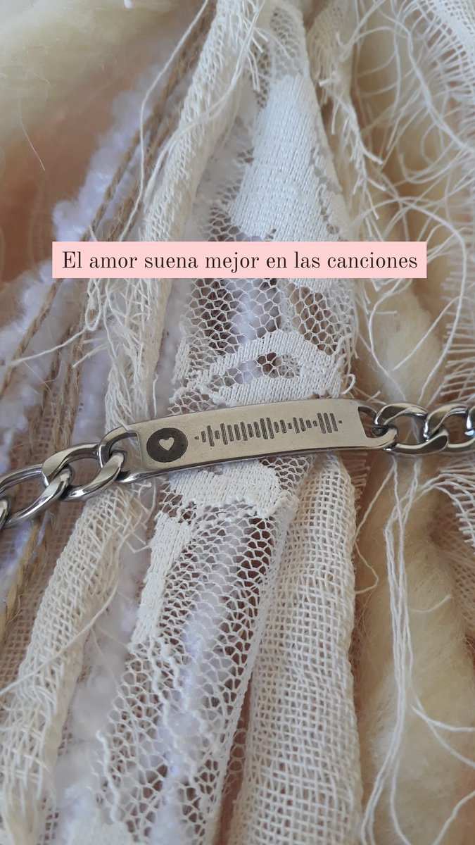 Amelia es un emprendimiento.
Se me ocurrió ponerle así porque trata de regalar canciones a personas especiales. Y una de mis personas especiales era mi abuela, Amelia. 😇❤

Instagram.com/ameliaa.lp

 #Spotify #Musica #Regalos #Canciones 

Agradezco RT 😊