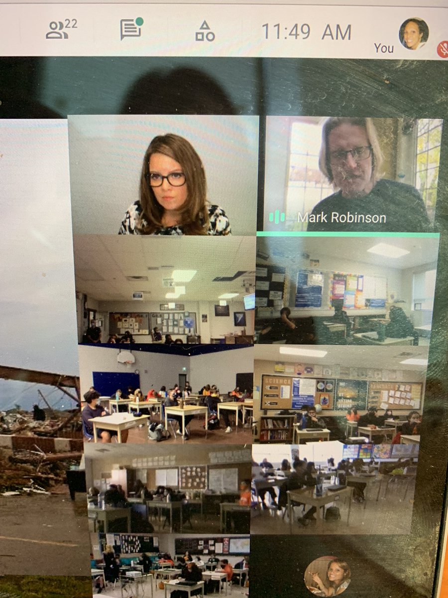 CCMS_WECDSB's tweet photo. Thank you to Jaclyn and Mark from Storm-Hunters for taking the time to further our knowledge about severe weather and climate change. You’re adventures in chasing storms and tornadoes amazed us all! We are so grateful for such a great learning experience! https://t.co/IDoILSASzn