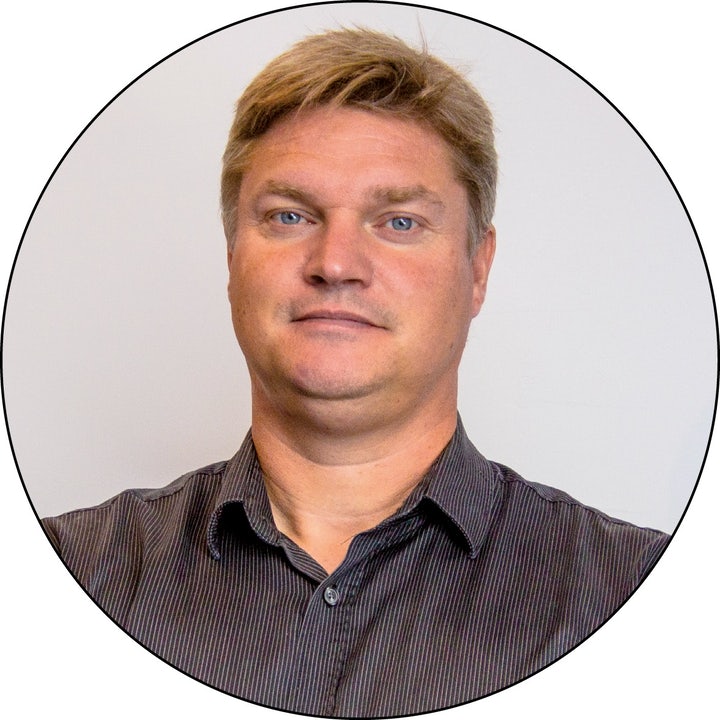 EOS_beh's tweet photo. The Cool Physics Days is a series of particle physics events for the occasion of the #EPSHEP2019 @HEPPboardEPS conference. The organiser and EOS PI @Michael_Tytgat (@ugent) is now short listed for the @eos magazine science communication prize. Vote here: 
https://t.co/UUpFjYvSH8 https://t.co/9k8R7nLjjL