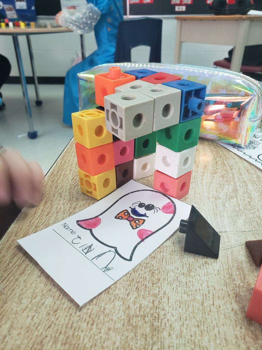 MsGreer4's tweet photo. Halloween STEAM happening in the Balance room! @CundlesHeights 

#savetheghosts #hauntedskatepark #webebuilding #lovewhatyoudo #connectionbeforecompliance 

@SCDSB_SE @DH_scdsb @SCDSB_Director @SCDSB_Schools https://t.co/CGZ5jT0P9J