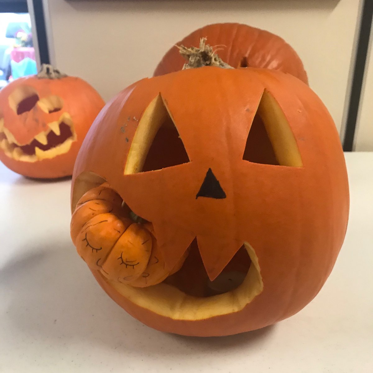 CherryHillSD75's tweet photo. Lot’s of great entries for our annual pumpkin carving contest at Cherry Hill. https://t.co/F1xgZe4fKy