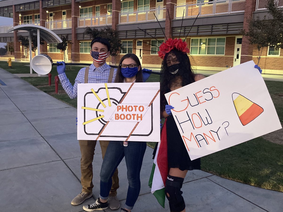 Thank you to everyone who joined us for our Drive Thru Trick or Treat and Carnival!! #ecgauchos #muhsd #ffa #elcapag