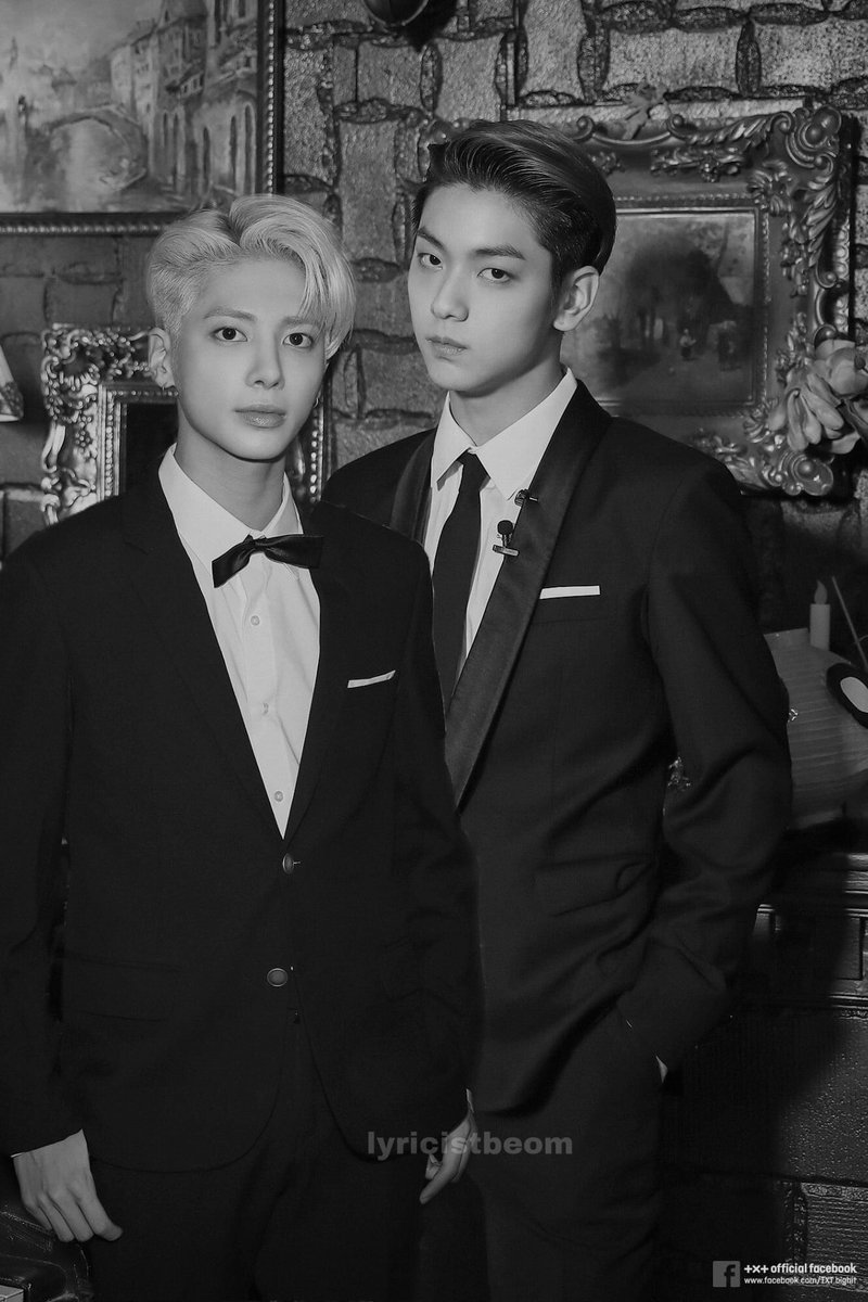 hobak_94's tweet photo. Vampire friends soobin and tae which for some decades they couldn't understand their feelings as in if it was only friendship or something more. Turns out when taē dies tragically by a human, Soobin gets to know a new emotion, anger.
#taebin #taebinau https://t.co/QtqKQMeDM1