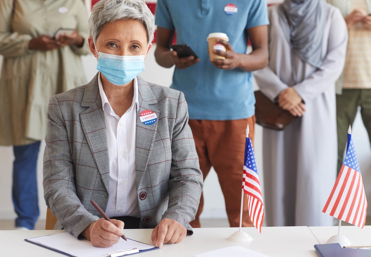 MO_HouseDems's tweet photo. 🗳️ Nov. 2nd is the LAST DAY to vote early absentee in-person!
Find your local election authority to see what days & hours you can go vote early: https://t.co/A5biVAkIAq
Wear a mask - keep 6ft distance - bring hand sanitizer
#Vote #ShowMeChange https://t.co/Lfa44Q4POk