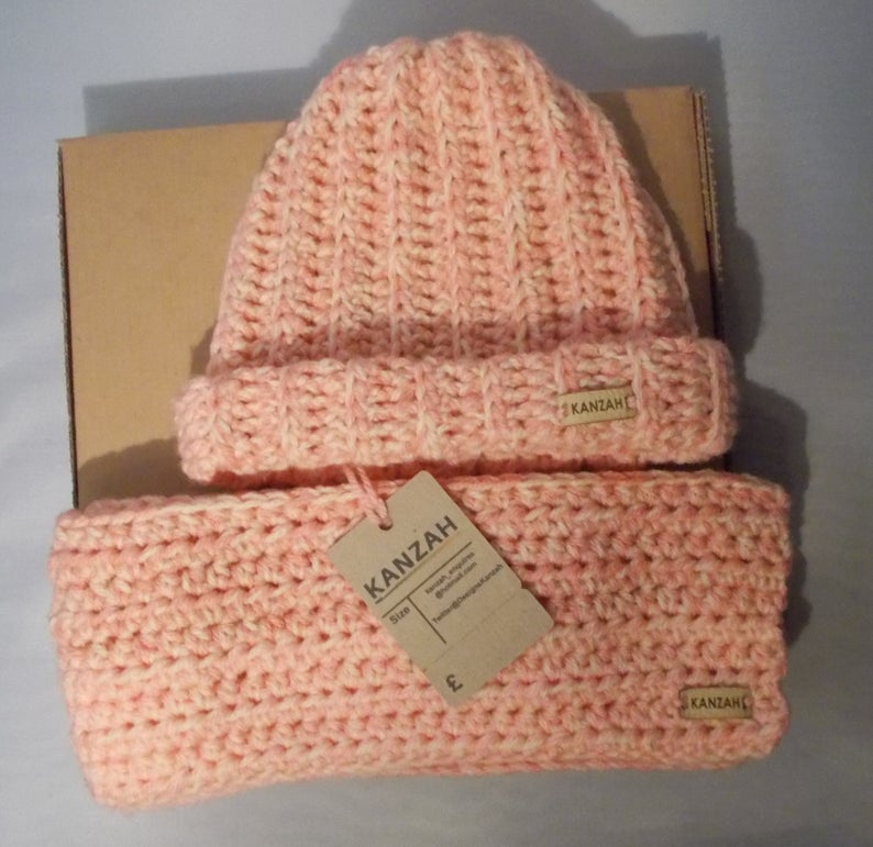 MaryamTeddies's tweet photo. CLEARANCE HATS FROM ONLY £6.00 ORDER VIA ETSY 

https://t.co/HnF1ytDXK8

#CROCHET #HATS #KNITTEDHATS #WINTERHATS #BEANIEHATS #BEANIE https://t.co/fB41ymX2sh