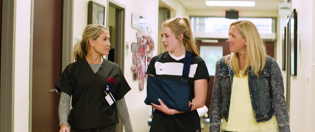 BeaconOrtho's tweet photo. It's International Orthopaedic Nurses Day! 🎉
We're proud to celebrate the 89 nurses who share their passion for orthopaedics & sports medicine every day with our doctors, staff & patients. Our nurses are extraordinary! 👏
Thank you for your dedication! #OrthoNursesWeek2020 https://t.co/S6FbxClaSg