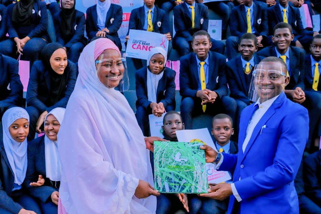 MalcolmAlkalee's tweet photo. #BreastCancerAwarenessMonth: On Thursday, @MedicaidcfP Organized a 2-Day #CancerSensitisationProgramme at Kebbi Capital College (KCC) B/K. The #SchoolHealthProgramme is one of several #Awareness programmes undertaken by @MedicaidcfP around the Country in the Month of #October. https://t.co/HeQYLI9eQq