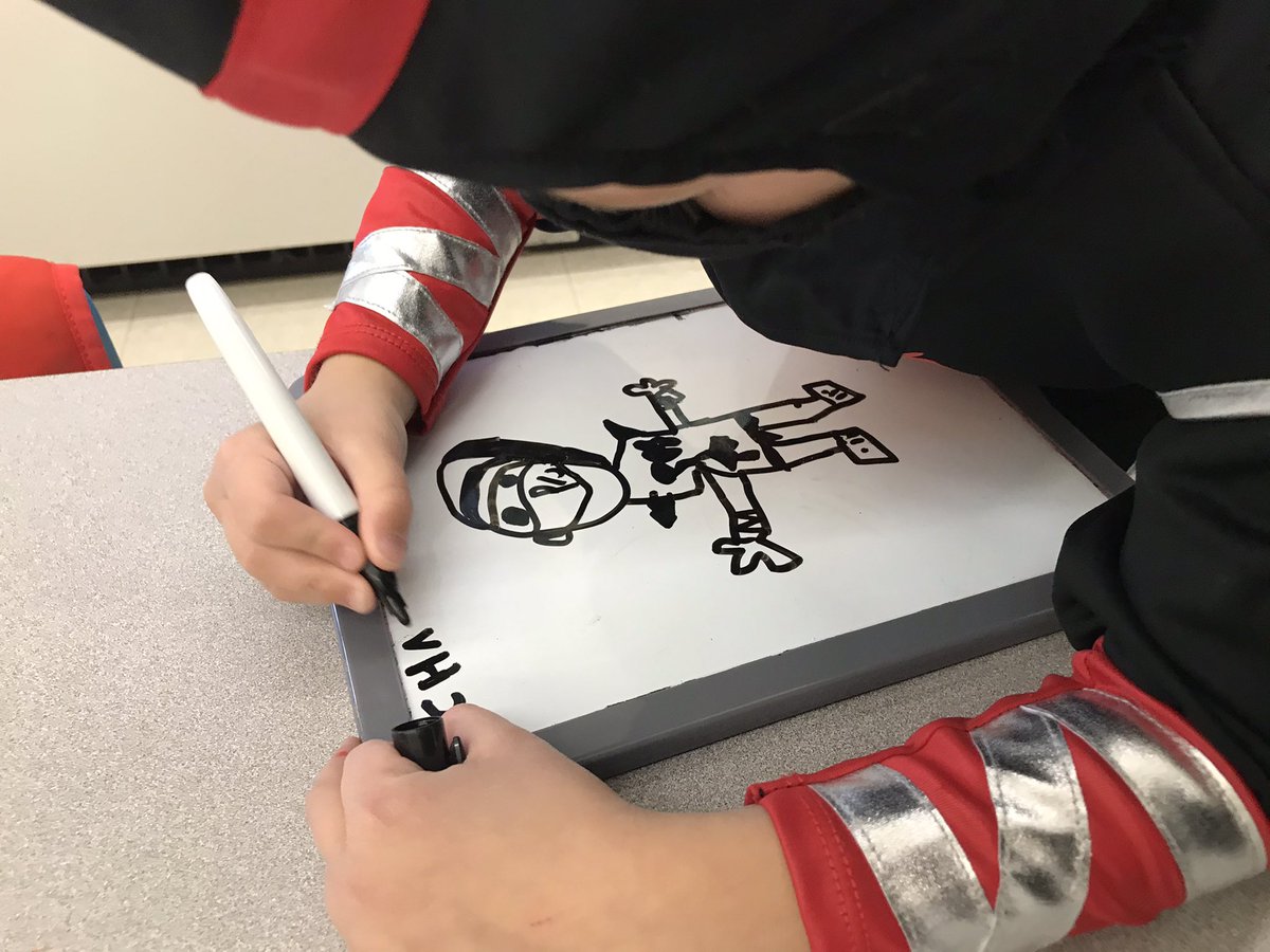 LiaWitcher's tweet photo. Exploring lines, our pumpkins’ emotions, and documenting our costumes! #HappyHalloween from the #Kindergarten Room 102. Happy safe and festive weekend, whatever you may celebrate (celebrating candy is always in style)! @AllenbyPS_TDSB @LogsInTO https://t.co/fQYMsf0sw9