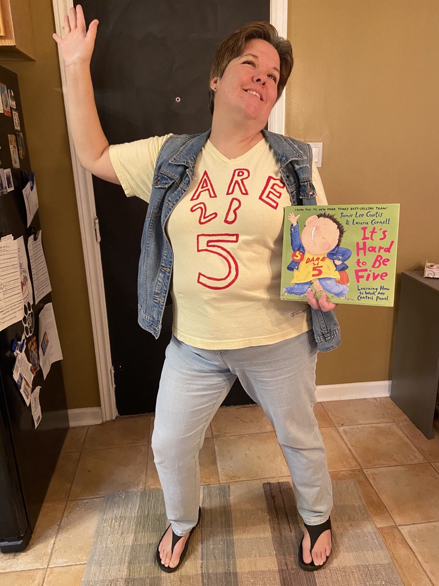 lynnesabookworm's tweet photo. Book Character Day! It’s Hard to Be Five #FHESfamily ⁦@BardsAlley⁩ ⁦@kara_strumsky⁩ https://t.co/XWWCp0x6GT