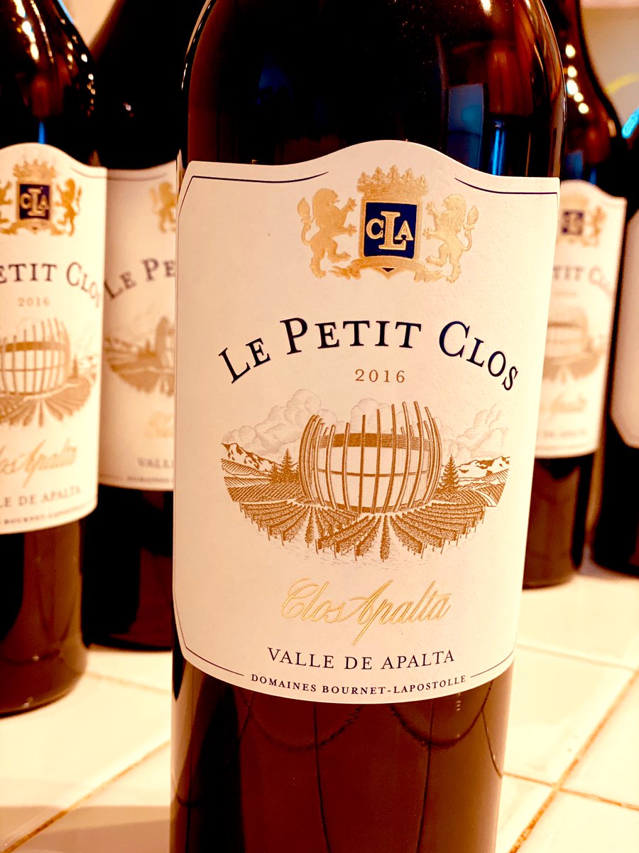 Thyssen22's tweet photo. Le Petit Clos from Valle de Apalta, Chile. A very interesting blend! One of my favorites by @LapostolleWine https://t.co/4cSoVvNndJ