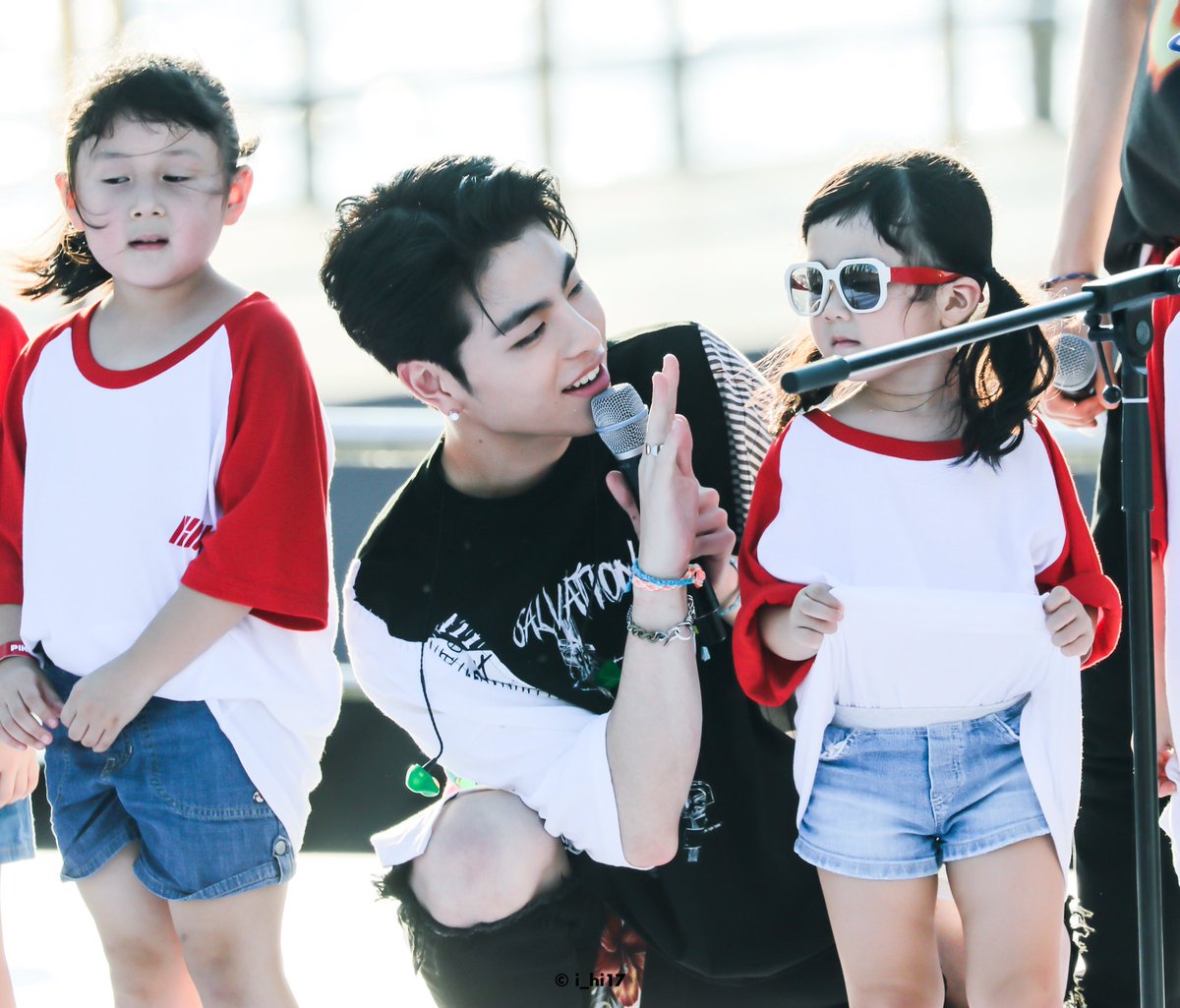 Maiah4D's tweet photo. Like if you have a crush on 20180804 Junhoe even though he's not your bias https://t.co/EgJ9T5YlG3