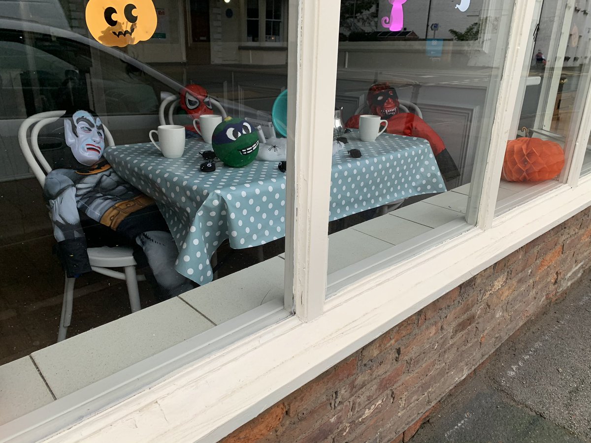 howdenashes's tweet photo. 🙌🙌 to everyone who has taken part in our first scarecrow festival! https://t.co/AWVgb2w3QT